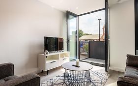 Stayzeni, Ouse Court York Modern 2 Bed Flat